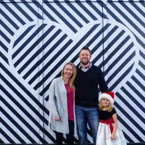 Meet your Posher, Laurena